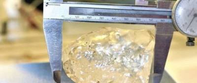 В Африке нашли огромный алмаз — третий по величине в истории