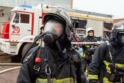 Пожар вспыхнул на металлобазе на востоке Москвы
