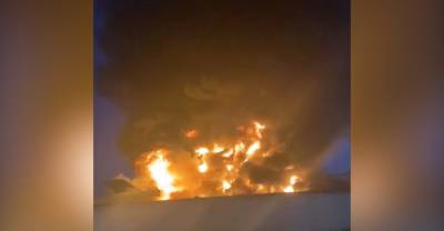 В небе клубы чёрного дыма: Мощный пожар охватил металлобазу в московской Некрасовке