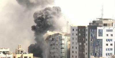Израиль нанес удар по объектам в секторе Газа