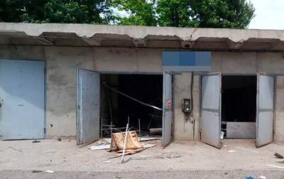В Харьковской области неизвестные обокрали гаражный комплекс и взорвали его