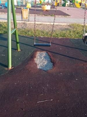 Пятилетний сахалинец рассек голову на детской площадке