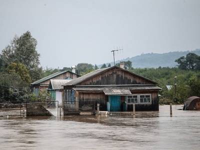В Забайкалье циклон разрушил мосты и подтопил дома