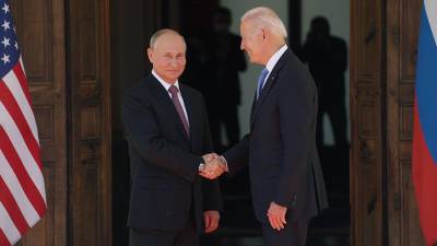 Эксперт допустил заморозку санкций после встречи Путина и Байдена