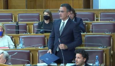 Здравко Кривокапич - Парламент Черногории признал «геноцид в Сребренице» и отправил в... - politnavigator.net - Черногория