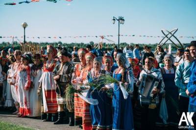 Астраханцев приглашают на празднование «Зеленых святок»