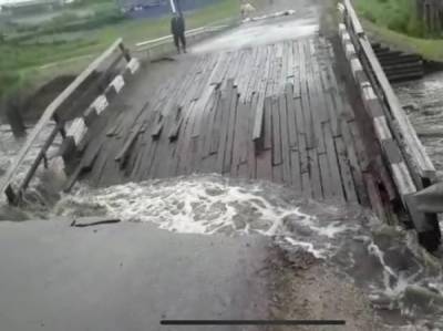 В Забайкалье в нескольких районах введен режим ЧС из-за паводка и ливней