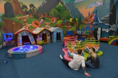 Детские развлекательные центры закрывают в Красноярске из-за роста заболеваемости COVID-19