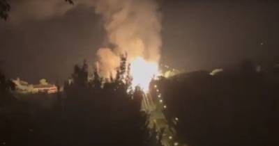 В центре Луганска взорвался газопровод, пламя поднялось на десятки метров (видео)