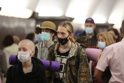 Среди «тяжелых» пациентов с коронавирусом в Петербурге стало больше молодежи