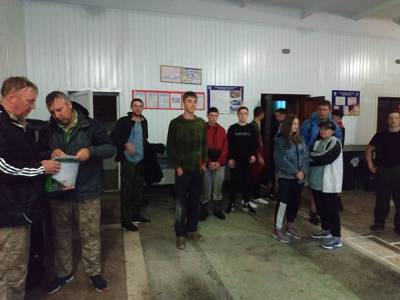 Спасатели в Крыму эвакуировали группу уральских подростков, чей лагерь затопило ливнями