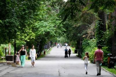 Власти Новосибирска не планируют закрывать парки и скверы для посетителей