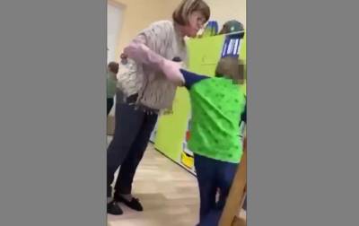В Киеве учитель била ребенка с инвалидностью