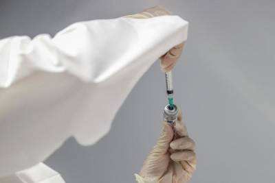 В Духовном управлении мусульман рассказали, можно ли прививаться российскими вакцинами