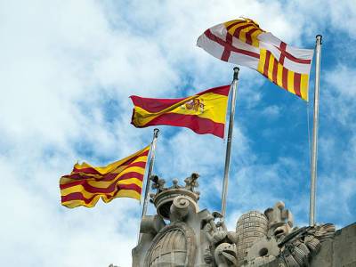 Премьер Испании объявил об отмене масочного режима