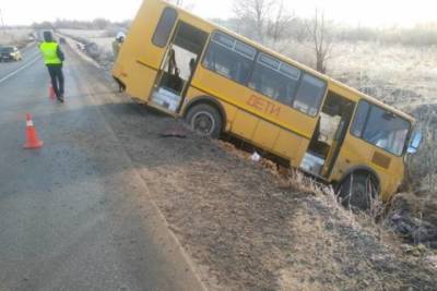 Прокуратура установила причину аварии со школьным автобусом в Новгородском районе