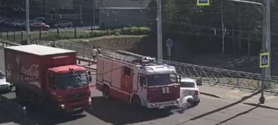 Стали известны подробности столкновения пожарной машины и «легковушки» в Петрозаводске