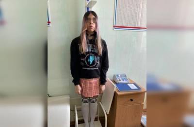 В Батайске транссексуальный призывник сразил комиссию в военкомате юбкой и розовыми волосами