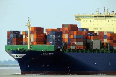 «Хуже блокировки Суэца»: закрытие китайского порта застопорило торговлю