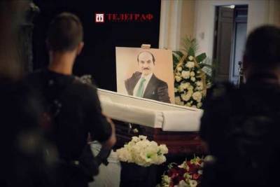 Хореографа Чапкиса похоронили в Киеве. Попрощаться с ним пришел Зеленский