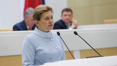 Попова не рекомендовала проводить голосование на придомовых территориях в 2021 году