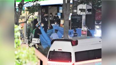 Посетитель кафе в Японии более суток держал его сотрудницу в заложницах