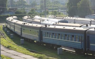 В Украине на праздники назначили 21 дополнительный поезд