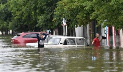 Пострадавшим от наводнения жителям Крыма выплатят от 10 до 100 тысяч рублей