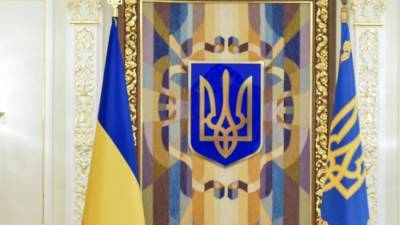 Совбез Украины ввел санкции против «аффилированных со спецслужбами РФ» лиц