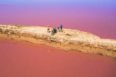 В Сети показали удивительное видео Розового озера с высоты