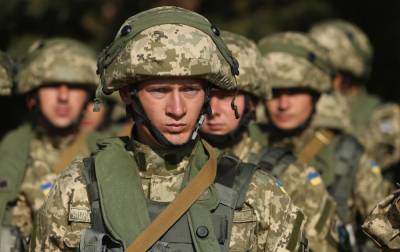 Белый дом временно заморозил военную помощь Украине на 100 млн долларов, - Politico