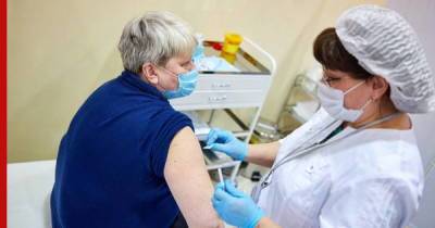 Еще в одном регионе России ввели обязательную вакцинацию от COVID-19 для групп риска