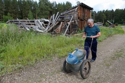 Степашин: Более полумиллиона россиян проживает в аварийных домах