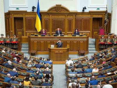 На Украине хотят прекратить любые дипломатические отношения с Белоруссией