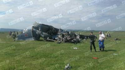 Появились первые кадры с места крушения самолета в Кузбассе