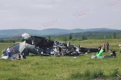 Пассажирский самолет разбился в Кузбассе. Есть погибшие