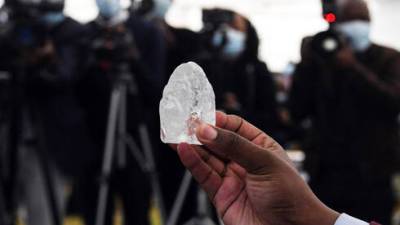 Обнаружен алмаз коронавируса, один из трех самых крупных в истории человечества