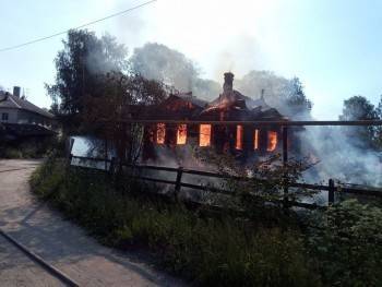 В частном доме на территории Сокола произошел взрыв