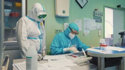 Более 43 тысяч петербуржцев проверились на коронавирус