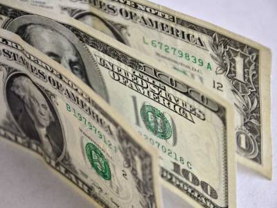 Аналитик Михаил Сухов: «Россия не может полностью отказаться от доллара»