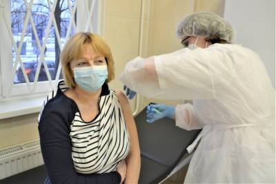 Впервые за два месяца в Петербурге увеличились темпы вакцинации от COVID-19