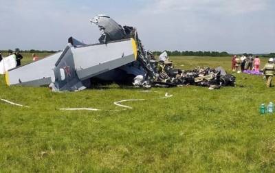 В России разбился самолет с парашютистами, погибли 9 человек