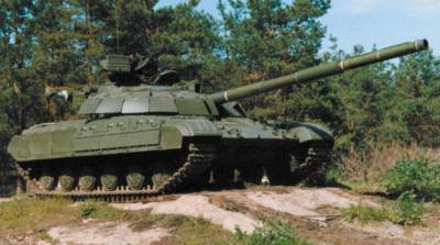 На Донбассе оккупанты разместили танки с нарушением линии отвода