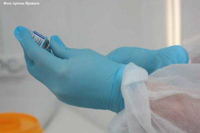 Более 95 тысяч зауральцев привились от коронавируса