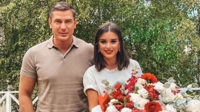 Курбану Омарову отказали в кредите на фоне слухов о разводе с Ксенией Бородиной