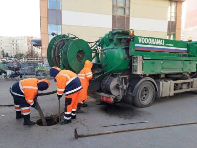 Кто поможет жителям ЖК "Солнечный город" в Петербурге избавиться от запаха канализации?