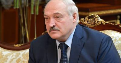 Лукашенко заявил, что Беларусь не будет принимать самолетов из Украины