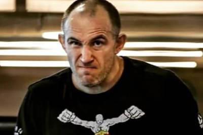 Олейник научил девушку-бойца UFC своему коронному приему