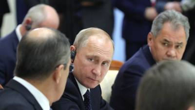 Путин предложил Шойгу и Лаврову возглавить список «Единой России» на выборах
