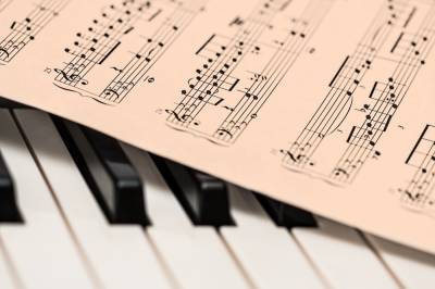 Чешские ученые доказали, что музыка Моцарта улучшает работу мозга больных эпилепсией – Учительская газета